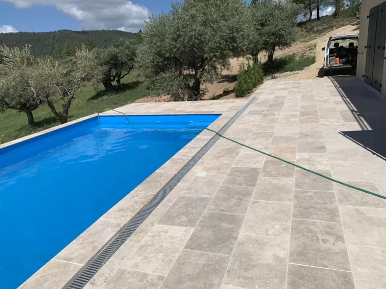 Piscine , Riez, Maçonnerie Da Silva Pedro