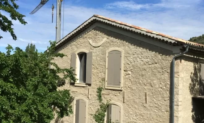 Façade, Riez, Maçonnerie Da Silva Pedro